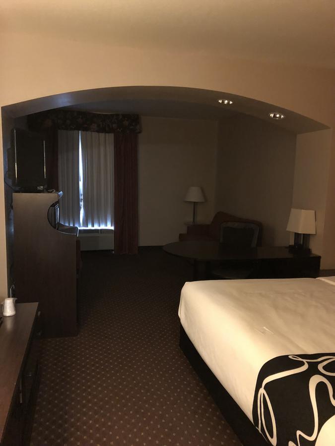 Americas Value - Gun Barrel Hotel